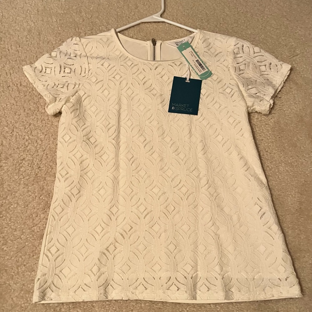 NWT from Stitchfix - Market & Spruce crochet front top - size S